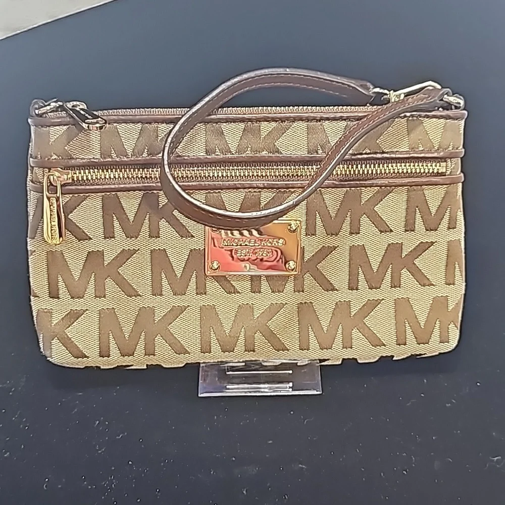 Michael Kors Brown Logo wristlet